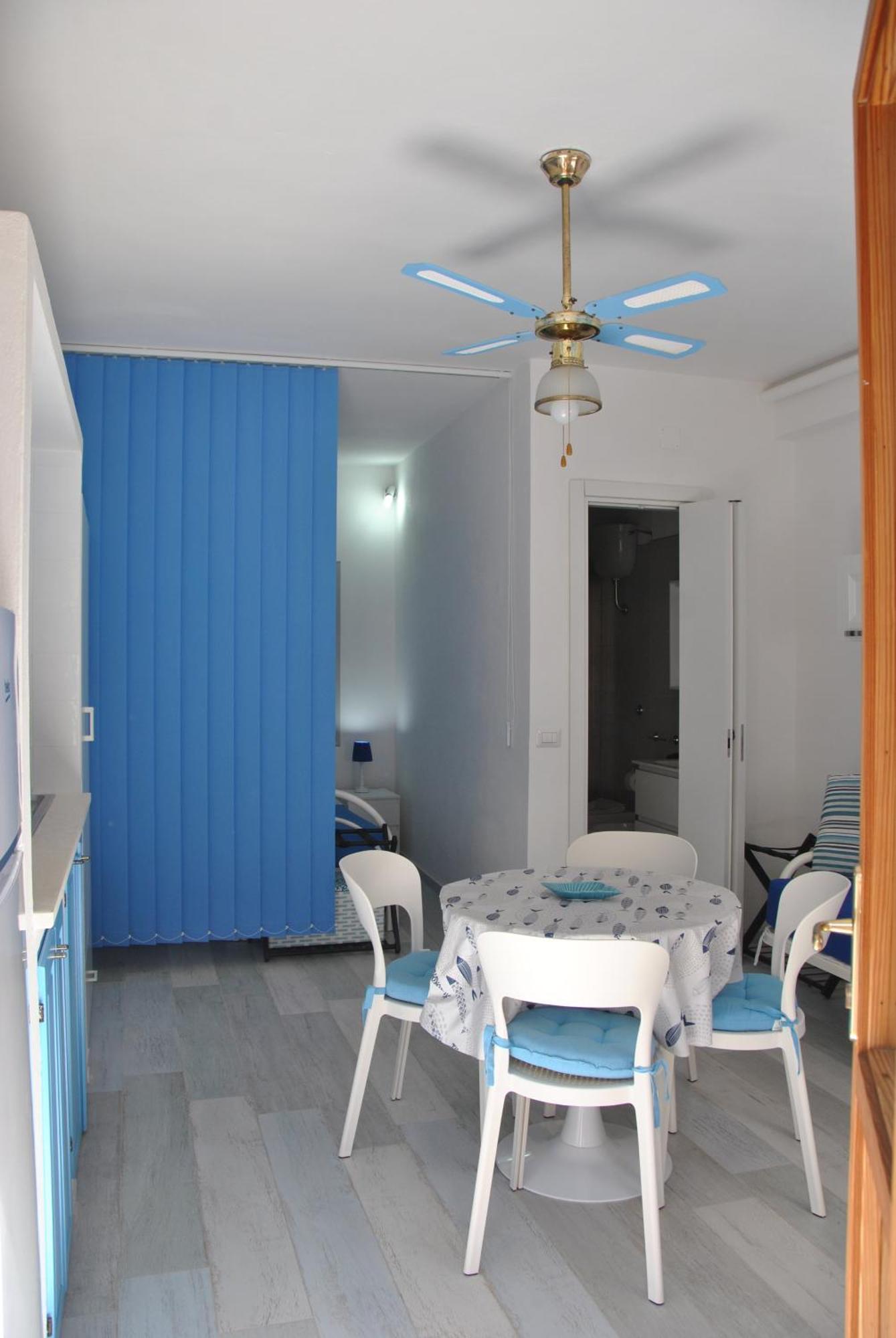 Casa Vacanze Casti - 41 كالاسيتا المظهر الخارجي الصورة